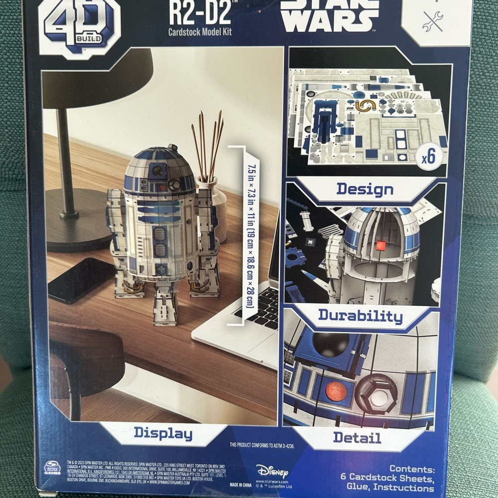 Star Wars R2-D2 Cardstock Model Kit NEW - Picture 2 of 3